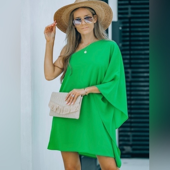 Blu Trends Dresses & Skirts - Parakeet Color One Shoulder Dress